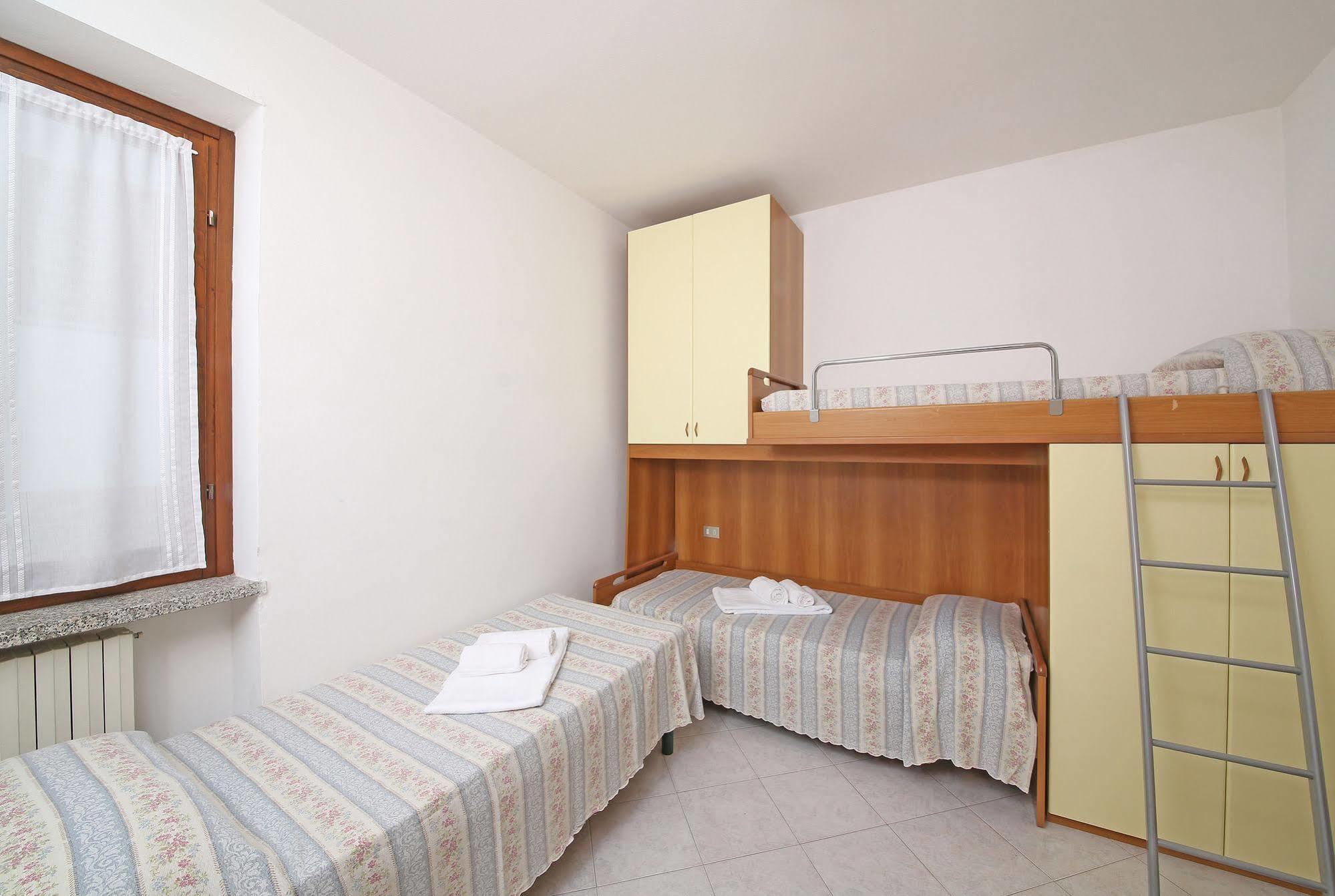 تينيالي Residence Primera Rompala, Gtsgroup المظهر الخارجي الصورة